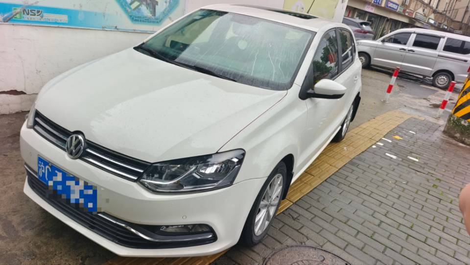 Volkswagen Polo 2016 Volkswagen Polo 2016 car image