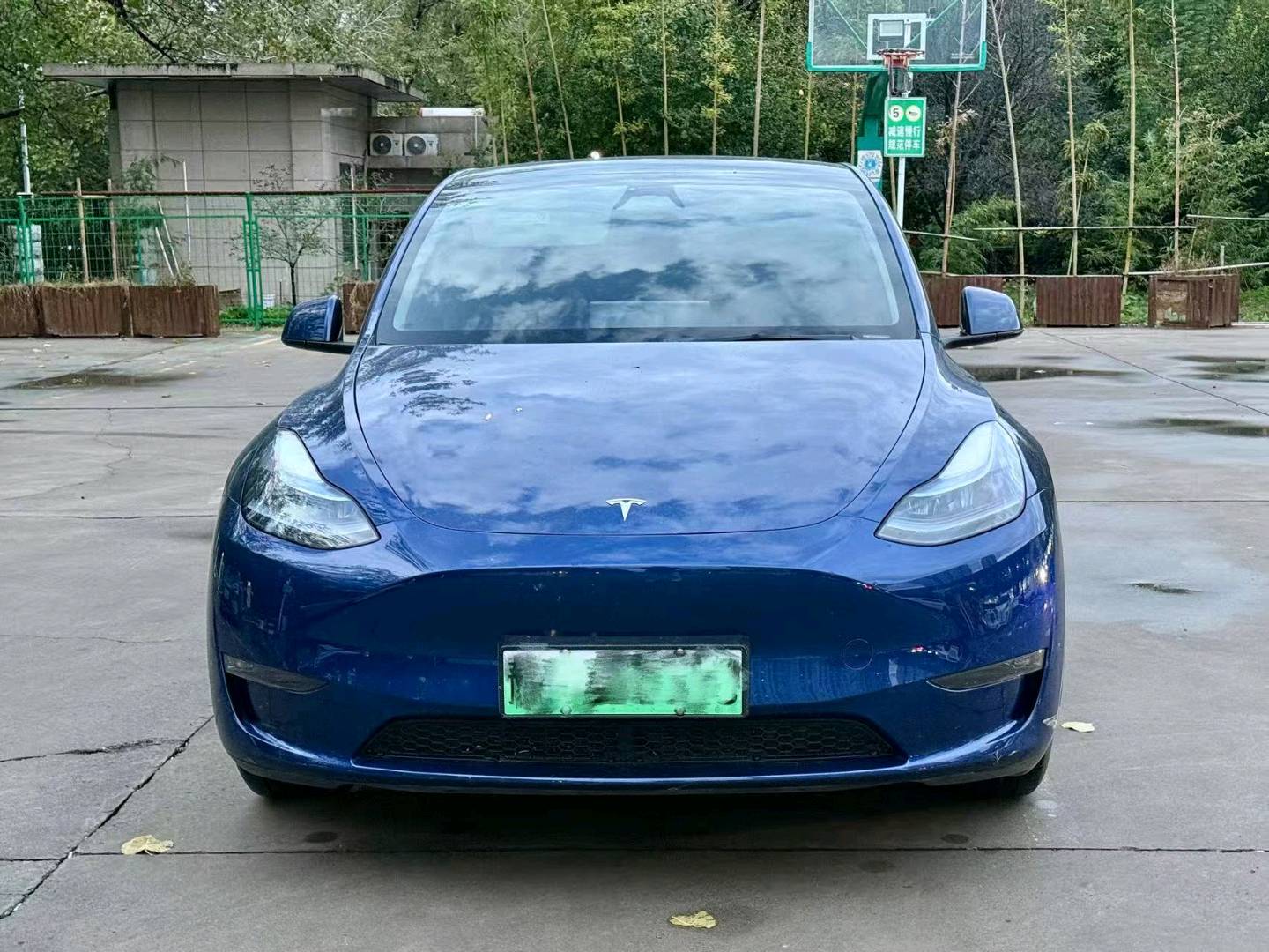 Tesla Model Y 2024 صورة سيارة #8