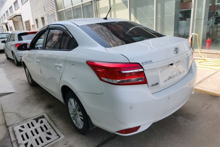 Toyota Vios 2017 #7 Toyota Vios 2017 car image #7