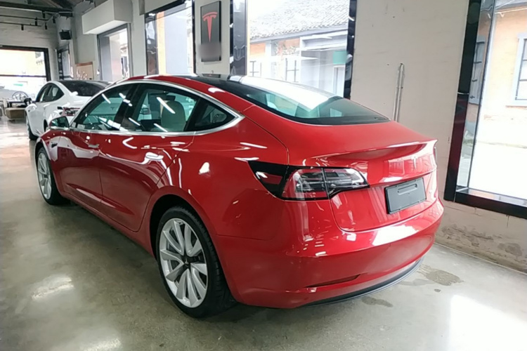 Tesla Model 3 2020 car image #5