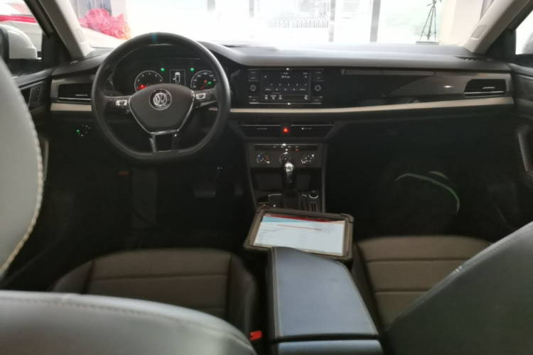 Volkswagen Lavida 2019 #10 Volkswagen Lavida 2019 car image #10