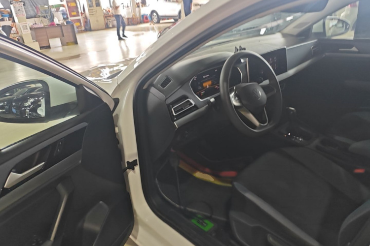 Volkswagen Lavida 2022 car image #12
