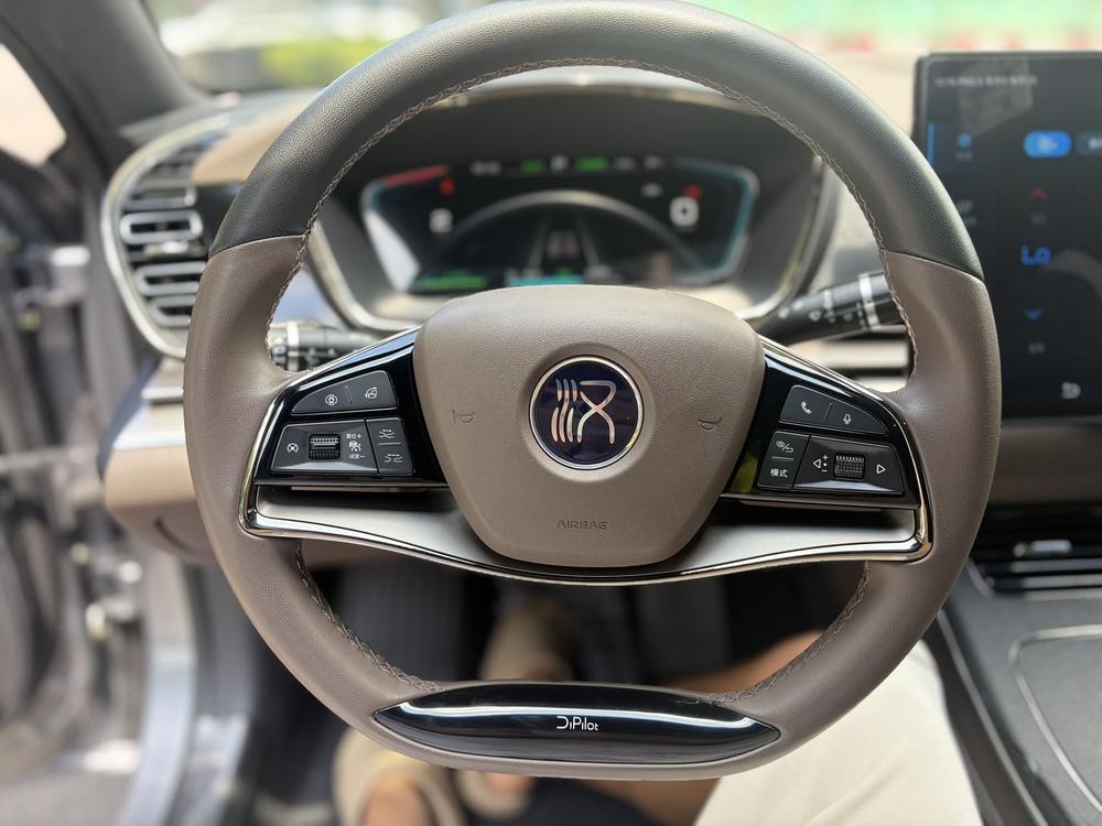 BYD Han 2022 car image #11