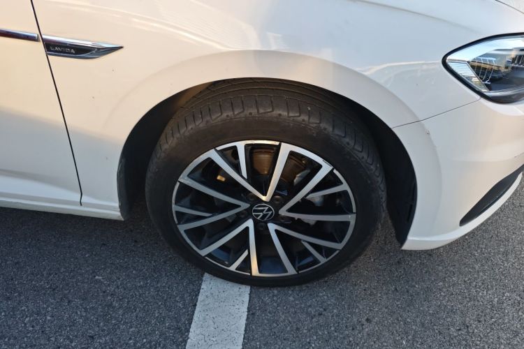 Volkswagen Lavida 2021 car image #6