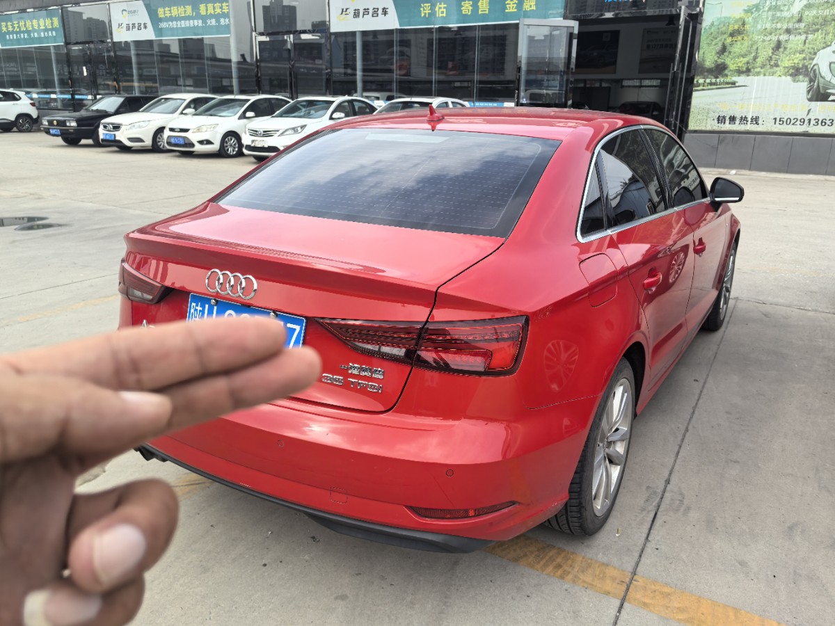 Audi A3 2018 car image #4