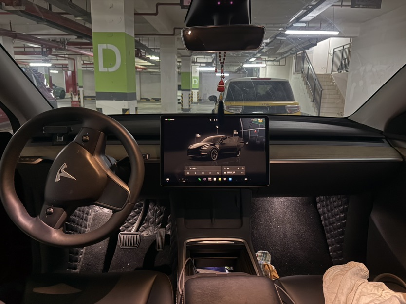 Tesla Model Y 2023 #8 Tesla Model Y 2023 image de voiture #8