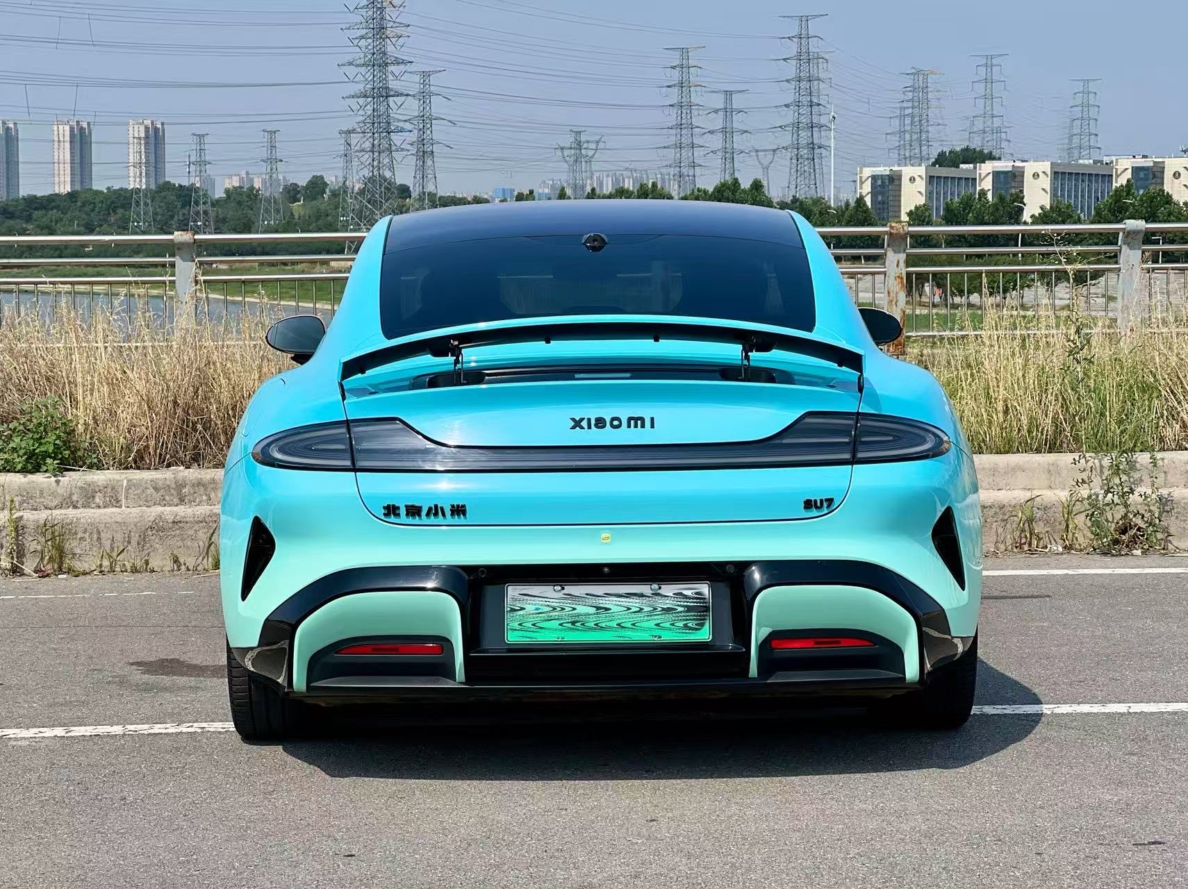 MI SU7 2024 car image #8