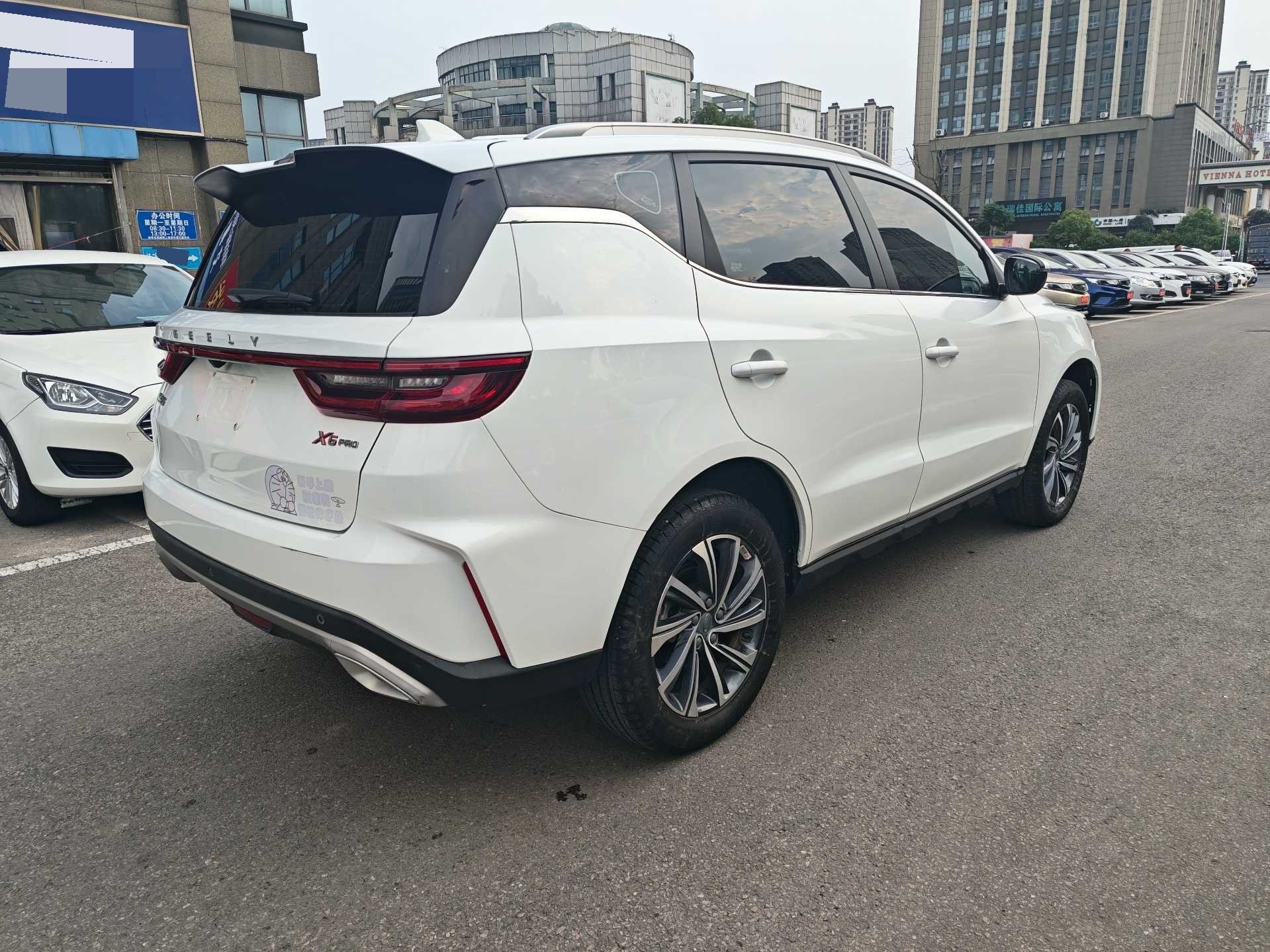 GEELY Vision X6 2023 #3 GEELY Vision X6 2023 car image #3