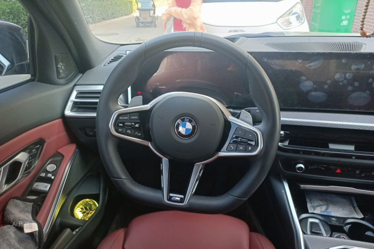 BMW 3 Series 2025 #12 BMW 3 Series 2025 car image #12