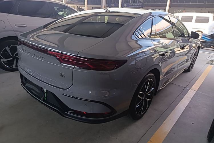 BYD Han 2024 car image #7