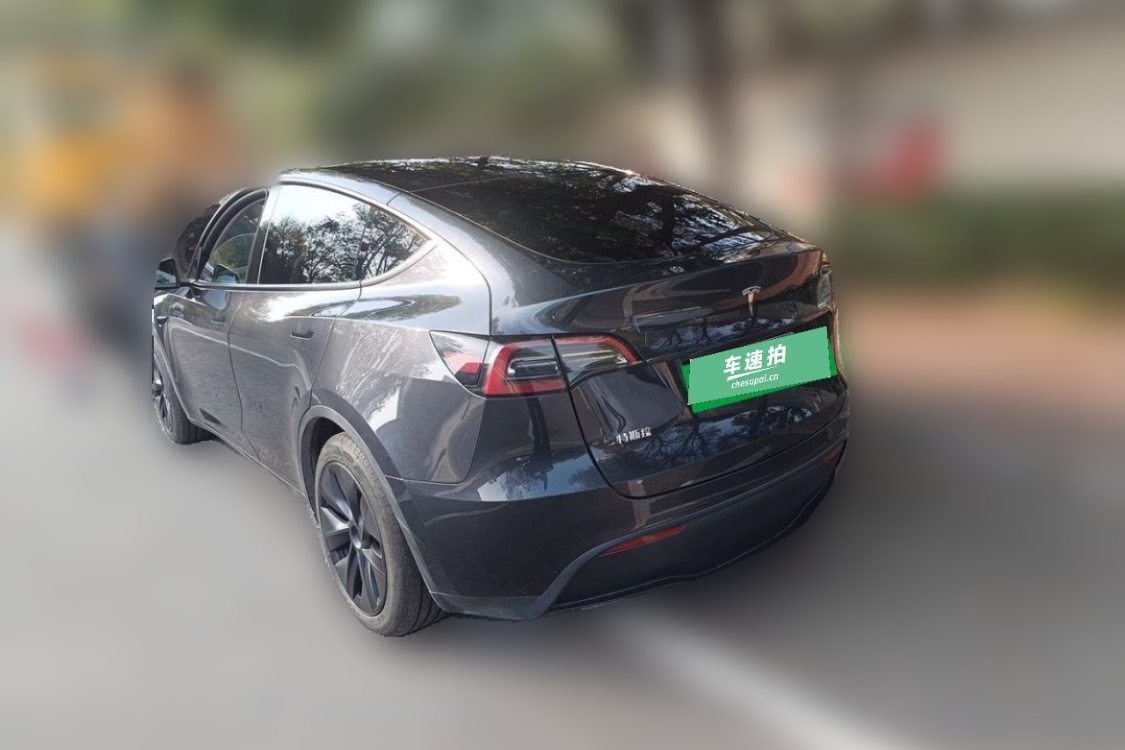 Tesla Model Y 2024 #3 Tesla Model Y 2024 immagine di auto #3