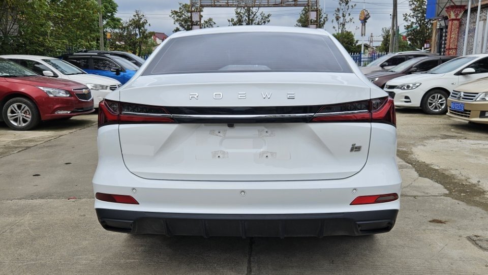 Roewe i5 2024 #3 Roewe i5 2024 изображение автомобиля #3