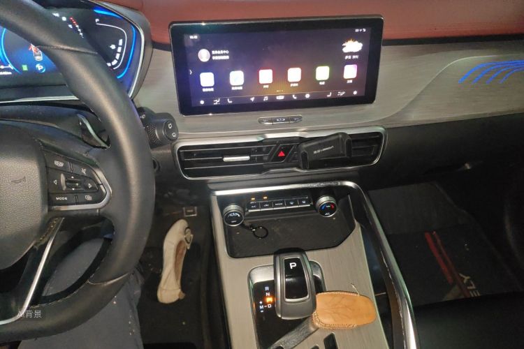 GEELY Coolray 2020 #15 GEELY Coolray 2020 car image #15