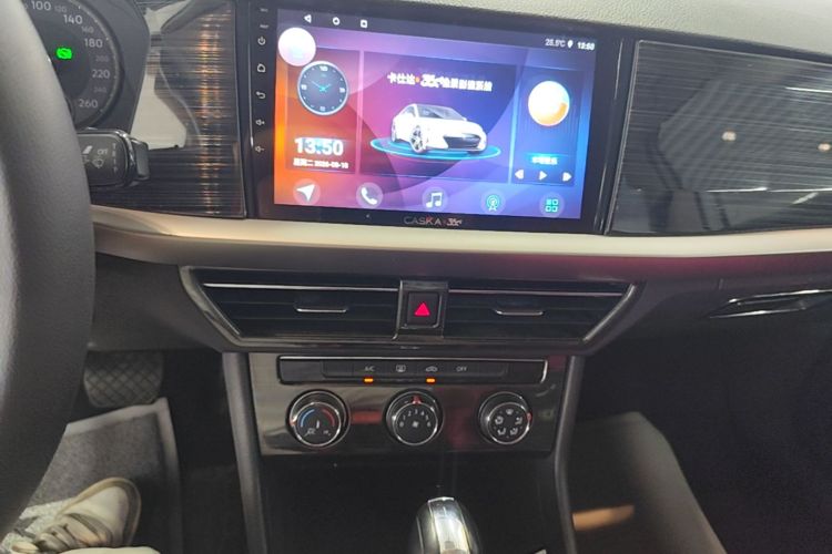 Volkswagen Lavida 2019 car image #17