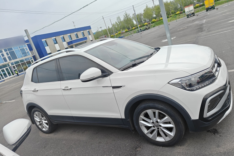 Volkswagen T-Cross 2020 car image #5