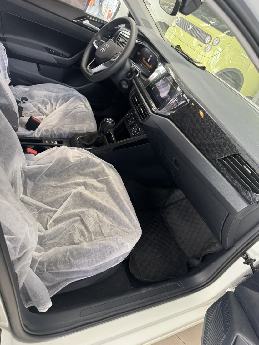 Volkswagen Lavida 2025 car image #6
