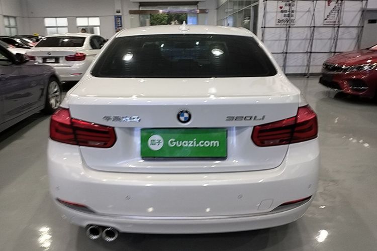 BMW 3 Series 2018 imagen de coche #6