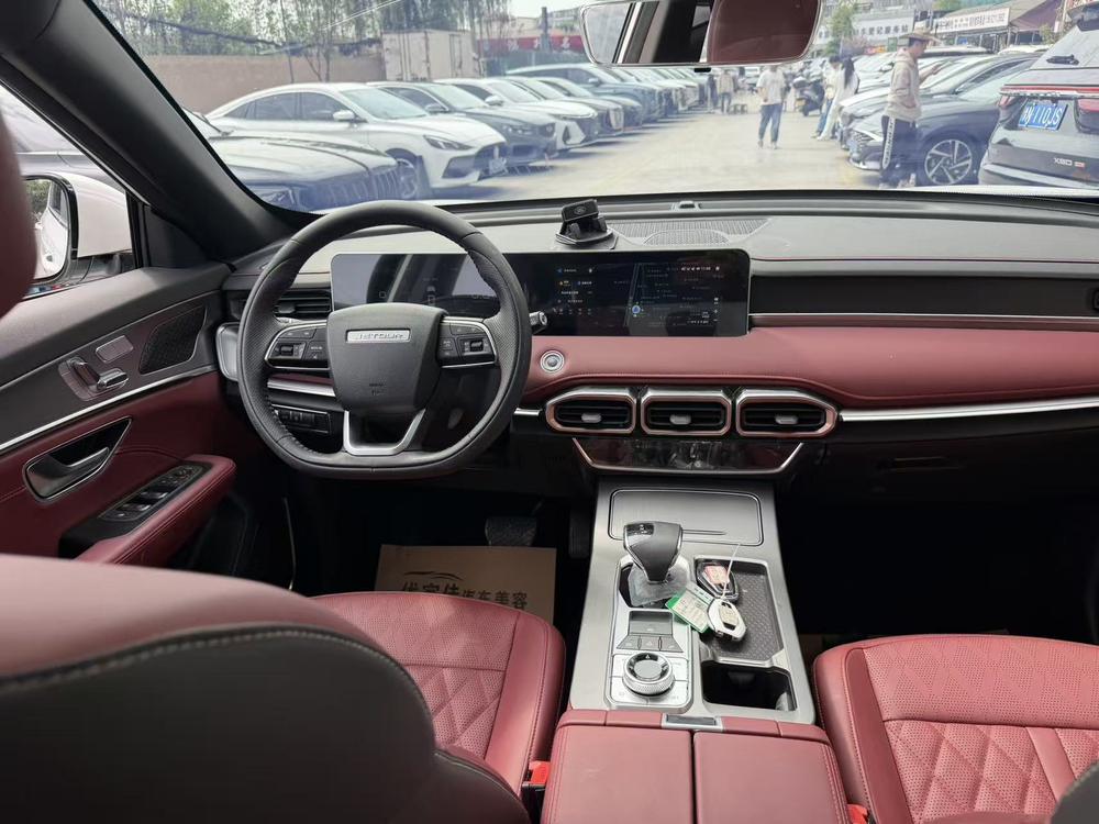 Jetour X70 PLUS 2024 #7 Jetour X70 PLUS 2024 car image #7