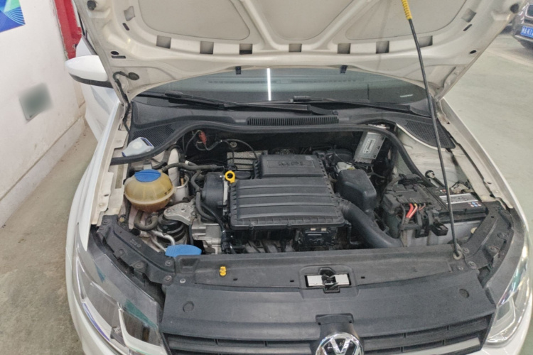 Volkswagen Polo 2019 car image #22