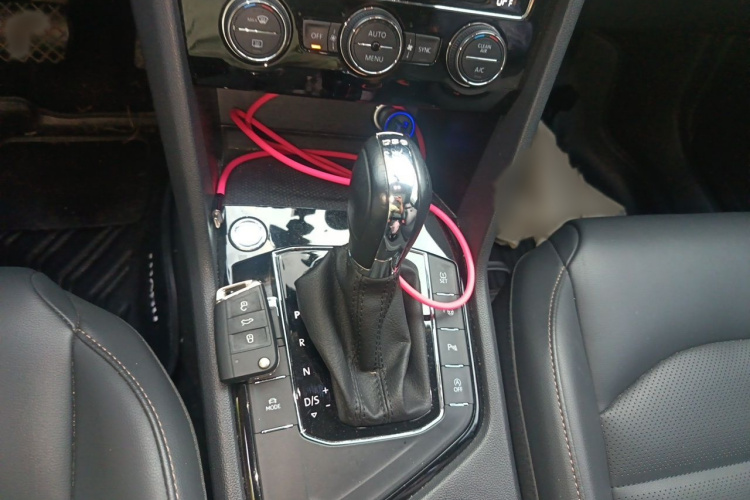 Volkswagen Tharu 2019 car image #18