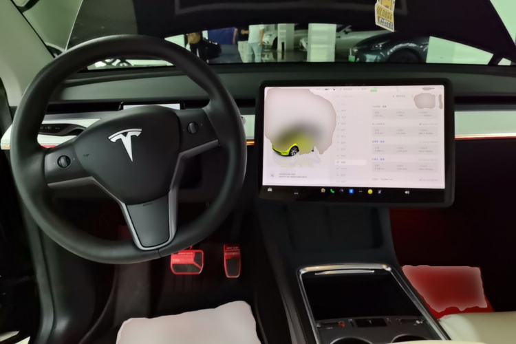 Tesla Model Y 2023 #10 Tesla Model Y 2023 car image #10