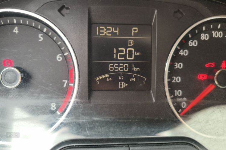 Volkswagen Polo 2016 car image #14
