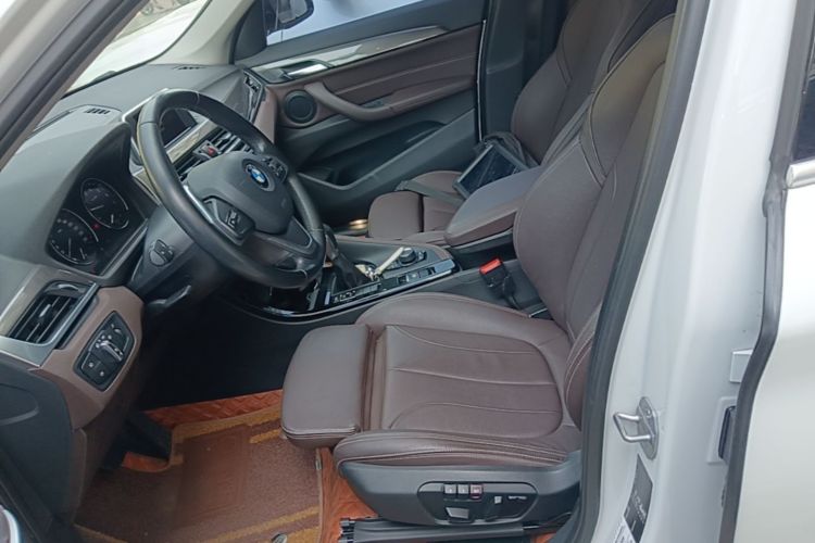 BMW X1 2018 #15 BMW X1 2018 car image #15