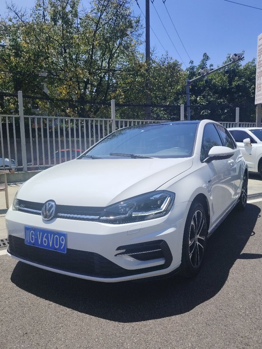 Volkswagen Golf 2020 #3 Volkswagen Golf 2020 car image #3