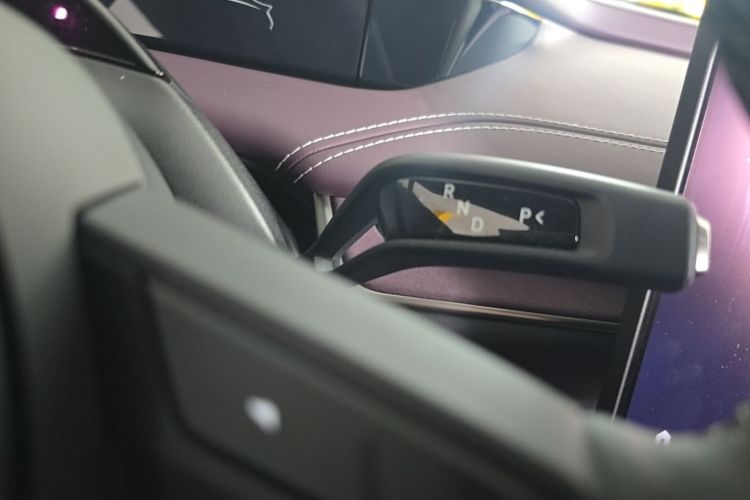 MI SU7 2025 immagine di auto #14