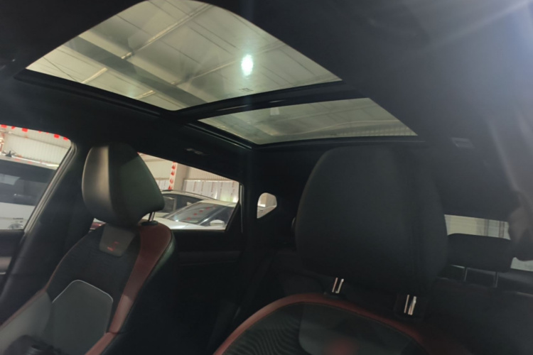 GEELY Coolray 2020 car image #18