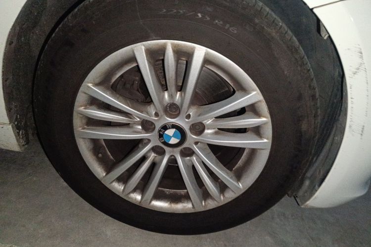 BMW 3 Series 2015 #9 BMW 3 Series 2015 car image #9