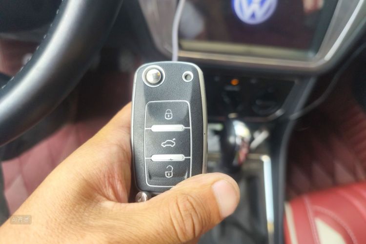 Volkswagen Lavida 2018 #10 Volkswagen Lavida 2018 car image #10