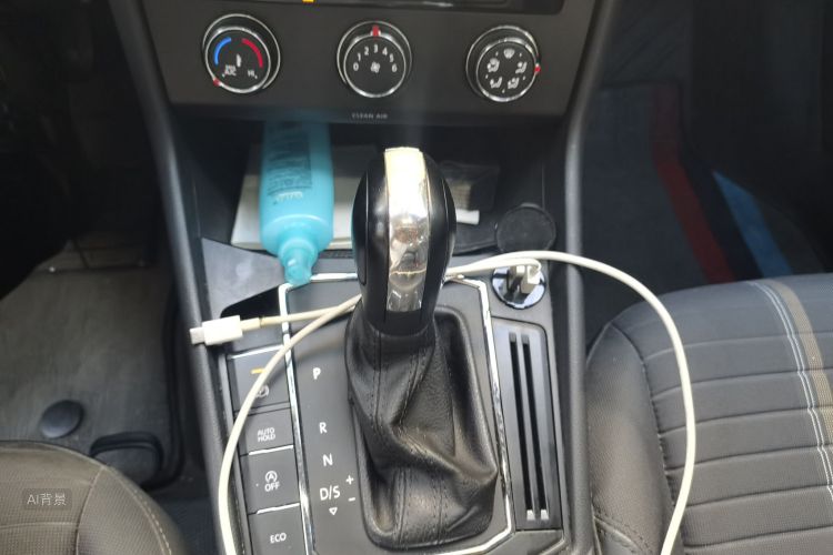 Volkswagen Lavida 2021 car image #16