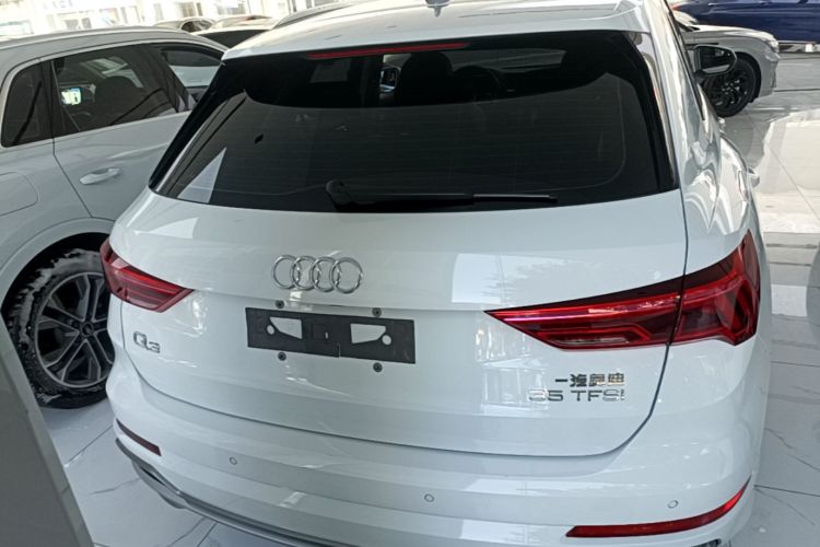 Audi Q3 2021 #6 Audi Q3 2021 car image #6
