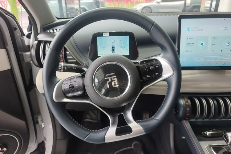 BYD Yuan Plus 2022 immagine di auto #12