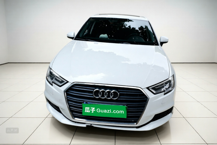 Audi A3 2018 car image #3