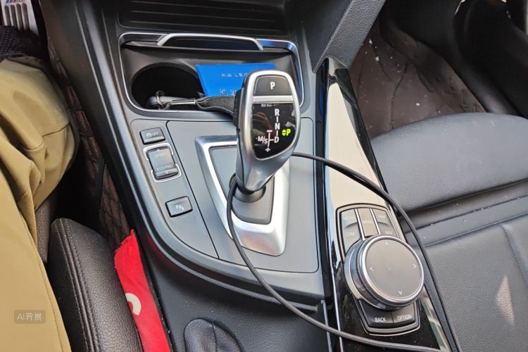 BMW 3 Series 2018 image de voiture #16