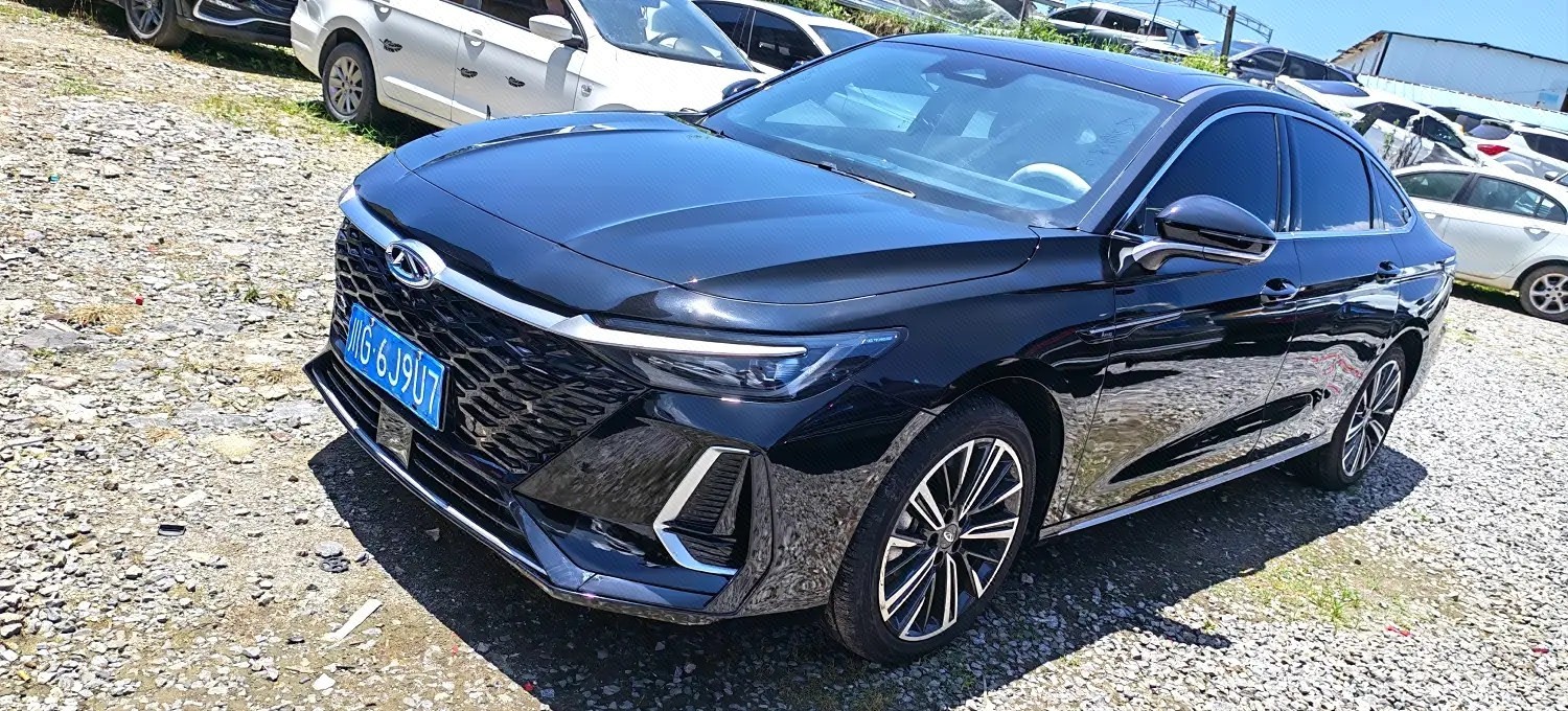 2025 2025 car image