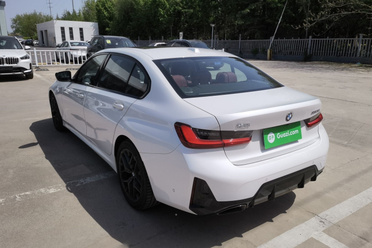 BMW 3 Series 2024 car image #5