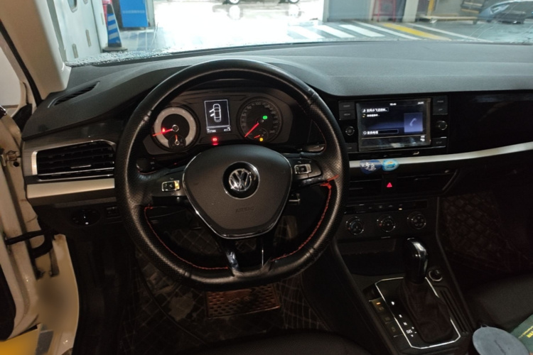 Volkswagen Lavida 2019 #12 Volkswagen Lavida 2019 car image #12