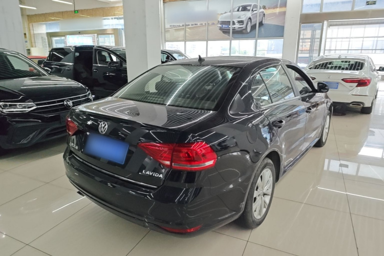 Volkswagen Lavida 2016 car image #7