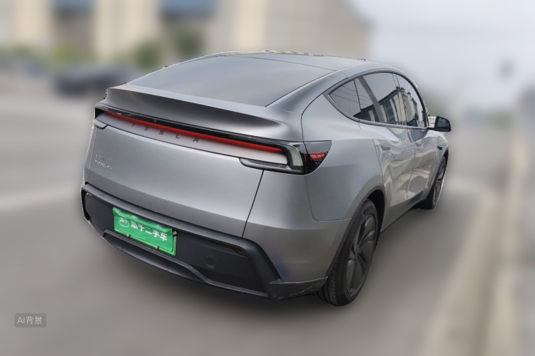 Tesla Model Y 2025 #7 Tesla Model Y 2025 car image #7