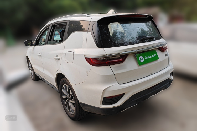 GEELY Vision X6 2019 صورة سيارة #5