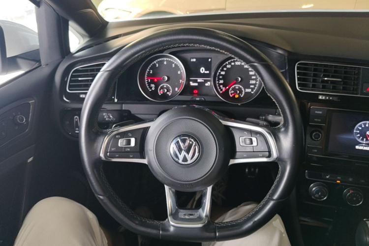 Volkswagen Golf 2018 #11 Volkswagen Golf 2018 car image #11