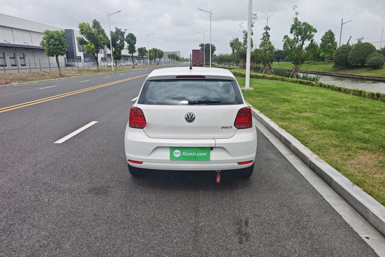 Volkswagen Polo 2016 #9 Volkswagen Polo 2016 car image #9