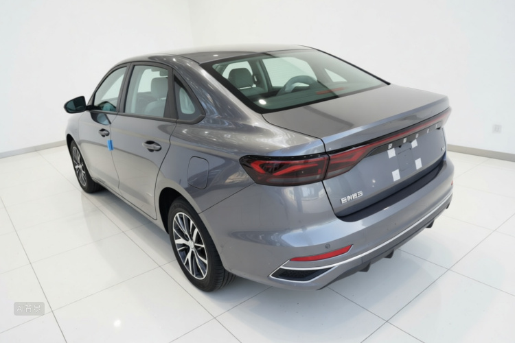 GEELY Emgrand 2026 #5 GEELY Emgrand 2026 car image #5