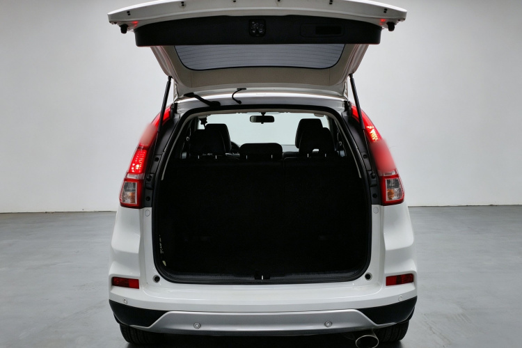 Honda CR-V 2016 immagine di auto #23