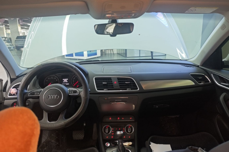 Audi Q3 2018 #10 Audi Q3 2018 car image #10