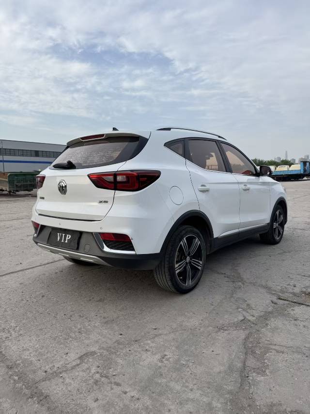 MG ZS 2017 #6 MG ZS 2017 car image #6