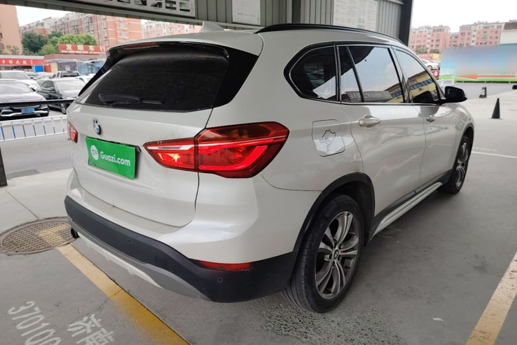 BMW X1 2018 #7 BMW X1 2018 car image #7